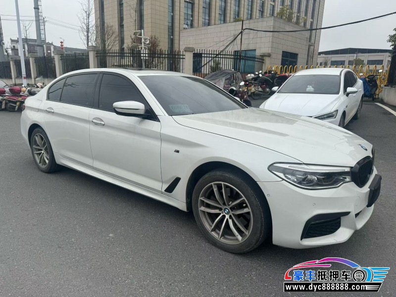 18年宝马5系轿车抵押车出售