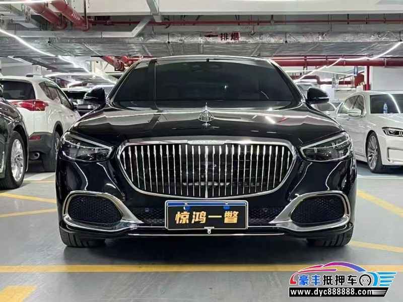 抵押车出售23年奔驰迈巴赫S级轿车