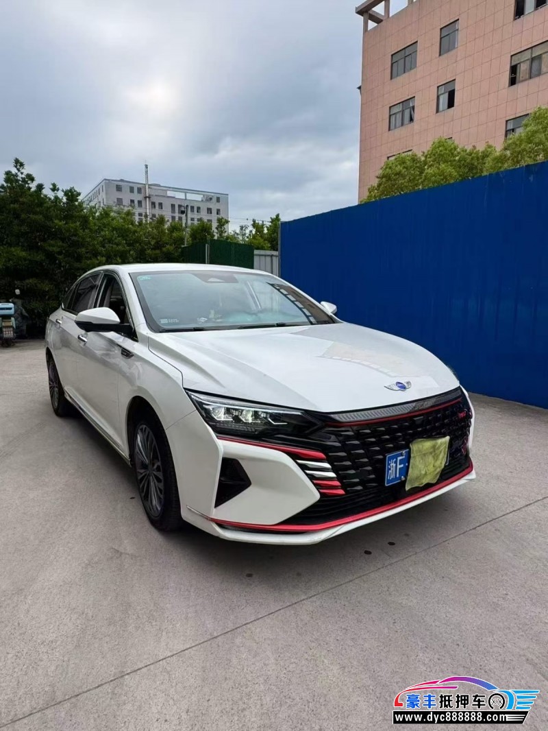 22年东风风神奕炫轿车抵押车出售