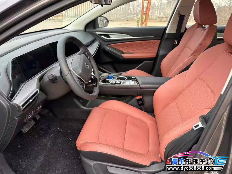 25年长安逸动轿车抵押车出售