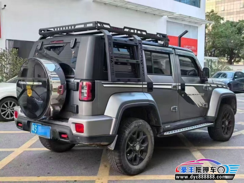 22年北京BJ40轿车抵押车出售