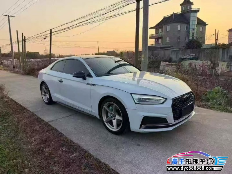 18年奥迪A5轿车抵押车出售