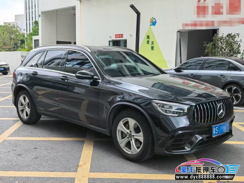 20年奔驰GLC轿车抵押车出售