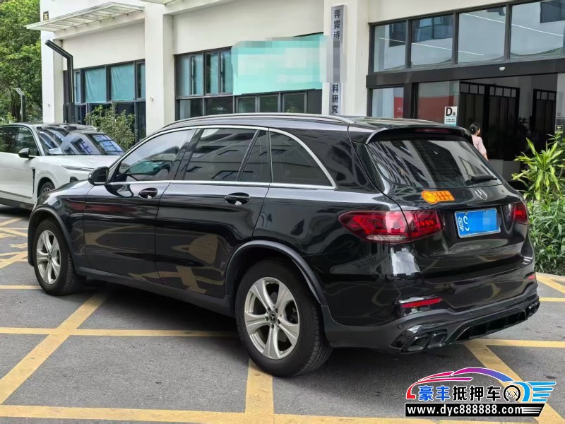 20年奔驰GLC轿车抵押车出售