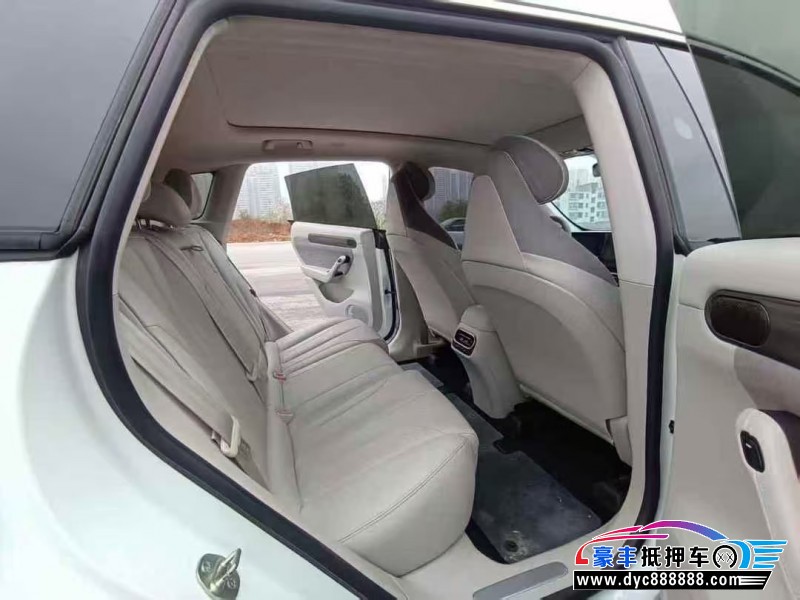 22年零跑C11轿车抵押车出售