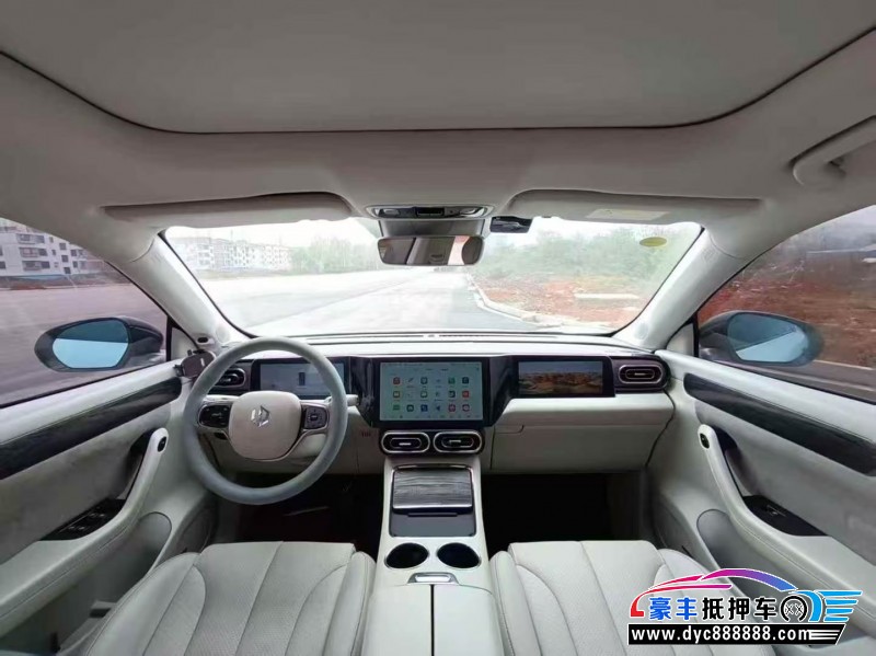 22年零跑C11轿车抵押车出售