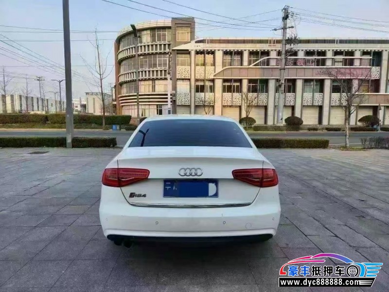 16年奥迪A4轿车抵押车出售