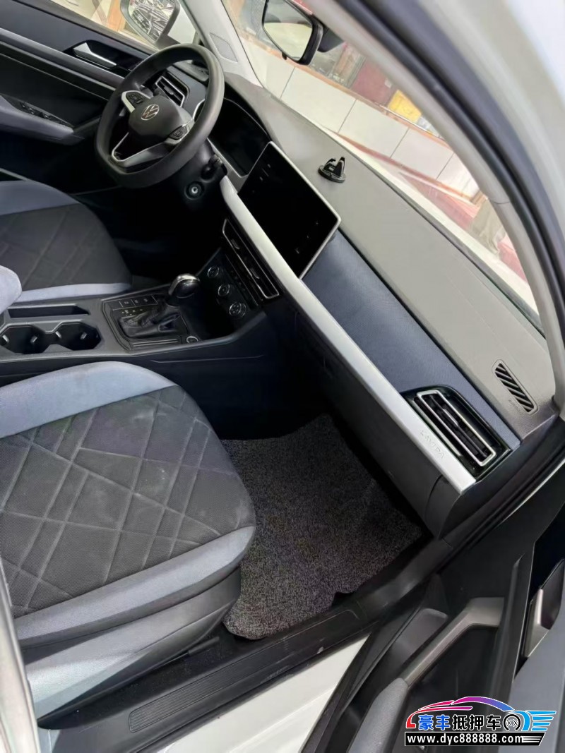 22年大众朗逸轿车抵押车出售