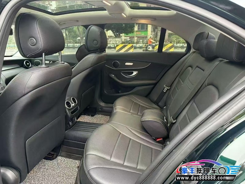 20年奔驰C轿车抵押车出售