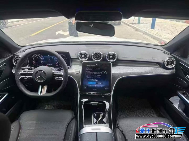 25年奔驰C轿车抵押车出售