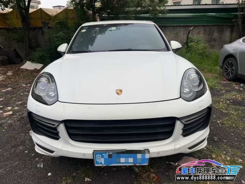 16年保时捷卡宴轿车抵押车出售