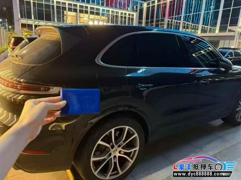 24年保时捷卡宴轿车抵押车出售