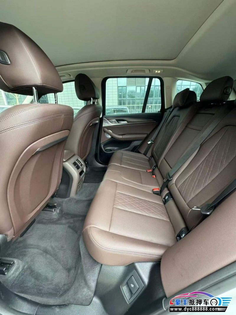 22年宝马X3轿车抵押车出售