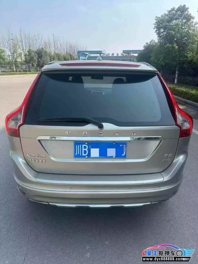 16年沃尔沃XC60轿车抵押车出售