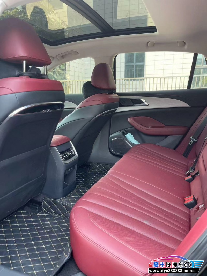 25年红旗H5轿车抵押车出售