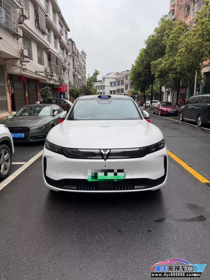 抵押车出售25年岚图FREE轿车