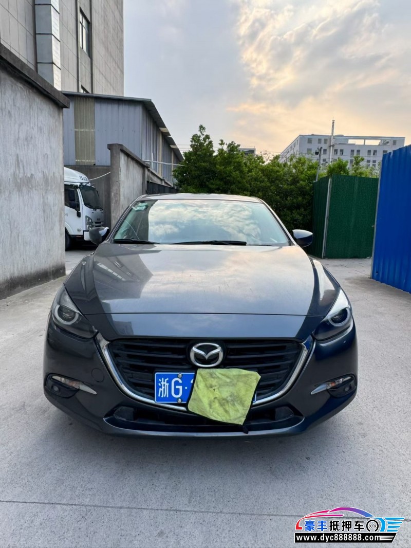 抵押车出售18年马自达昂克赛拉轿车