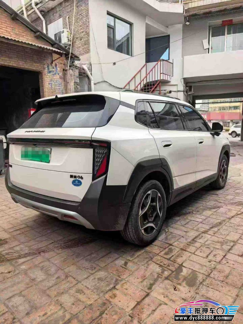 25年东风纳米06轿车抵押车出售