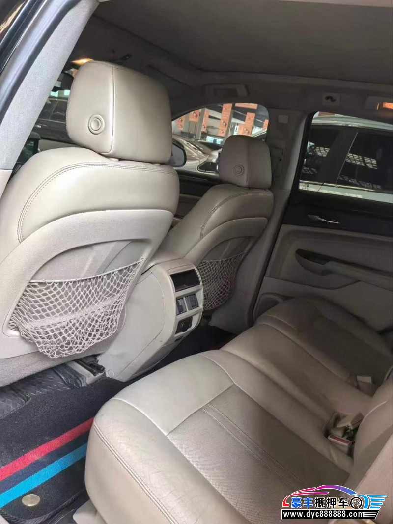 12年凯迪拉克SRX轿车抵押车出售