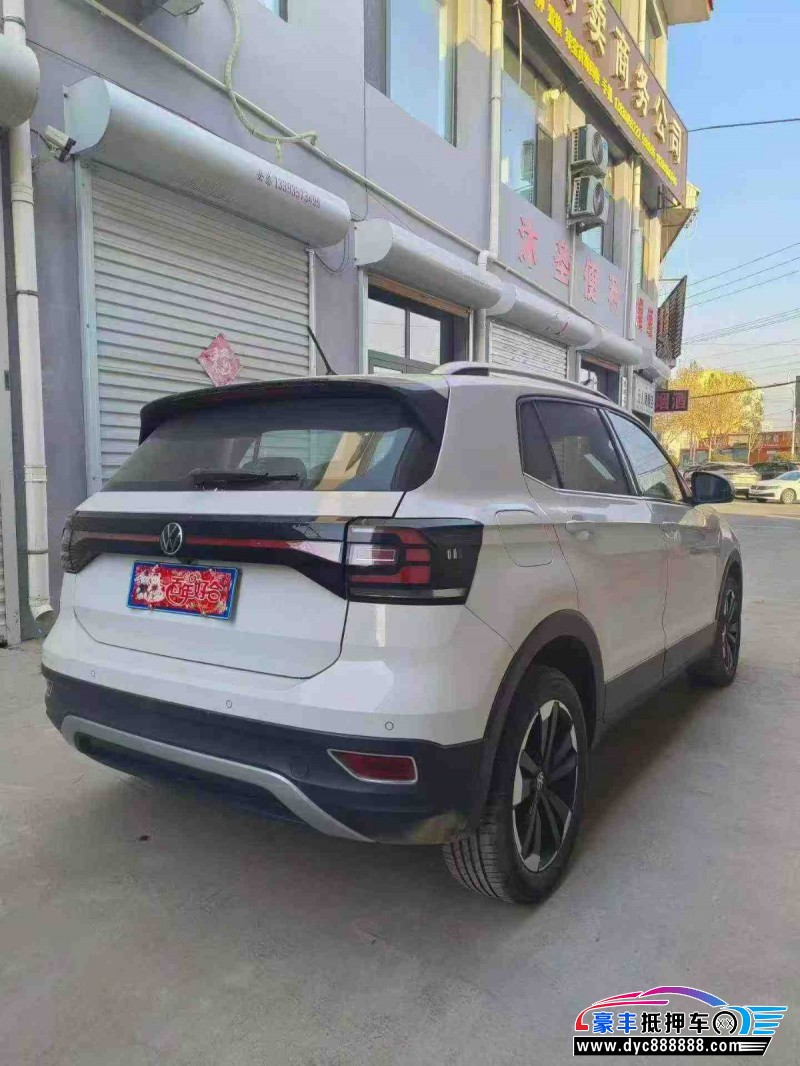 21年大众探影轿车抵押车出售