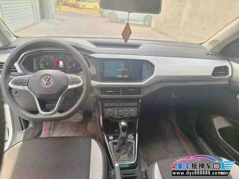 21年大众探影轿车抵押车出售