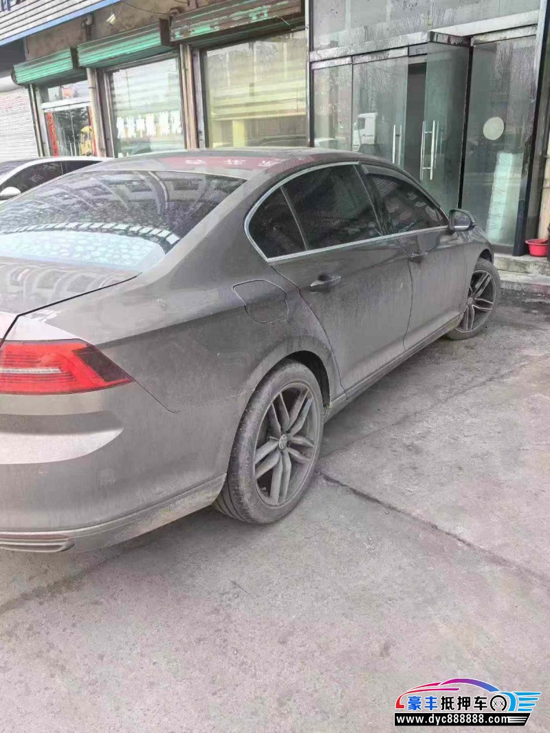 18年大众迈腾轿车抵押车出售