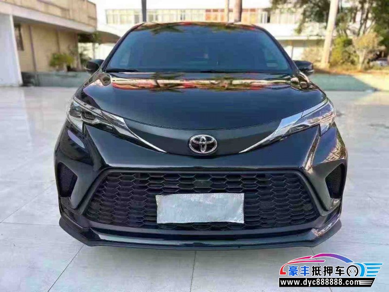 24年丰田格瑞维亚轿车抵押车出售