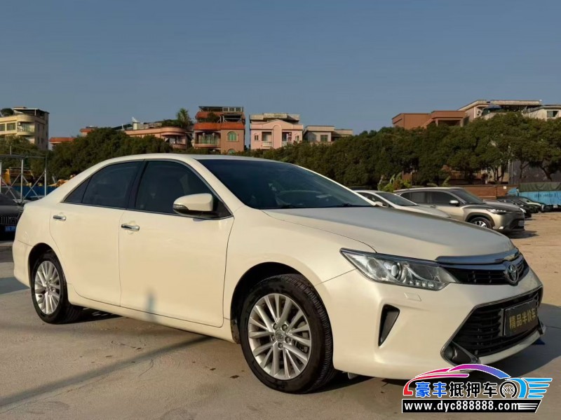 16年丰田凯美瑞轿车抵押车出售