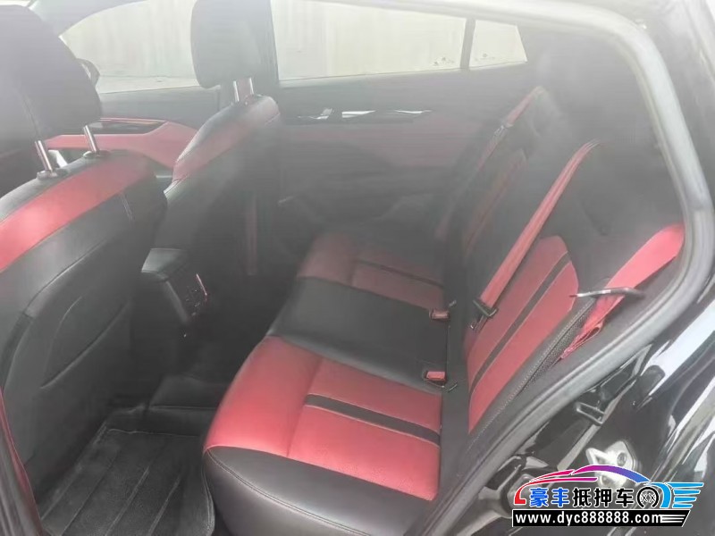 22年东风风神奕炫轿车抵押车出售