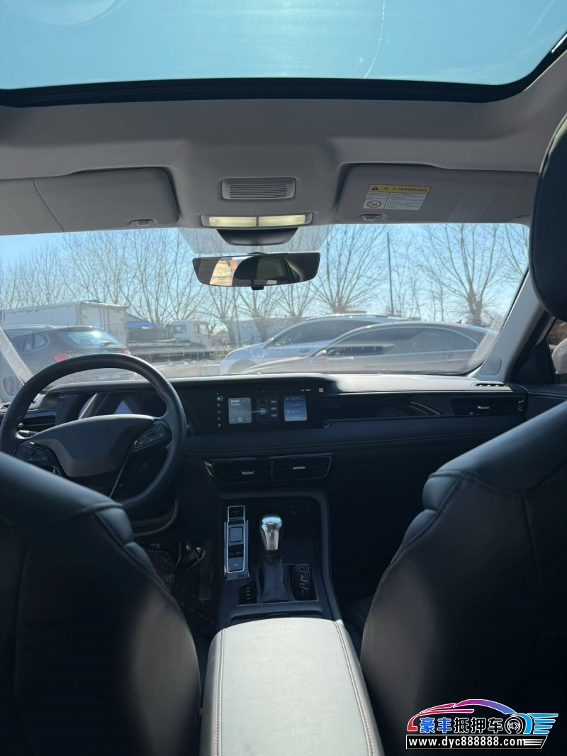 25年荣威i5轿车抵押车出售