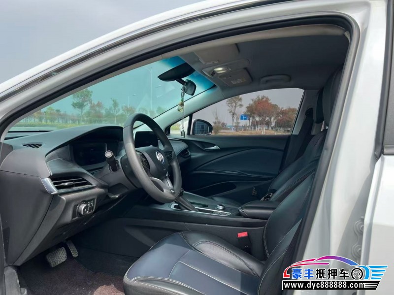 23年别克微蓝轿车抵押车出售