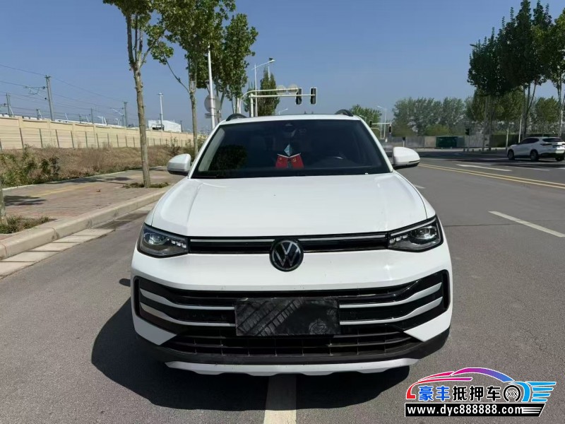 抵押车出售24年大众途岳轿车