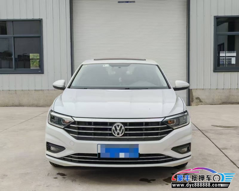 抵押车出售21年大众帕萨特轿车