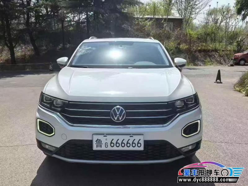 抵押车出售23年大众探歌轿车