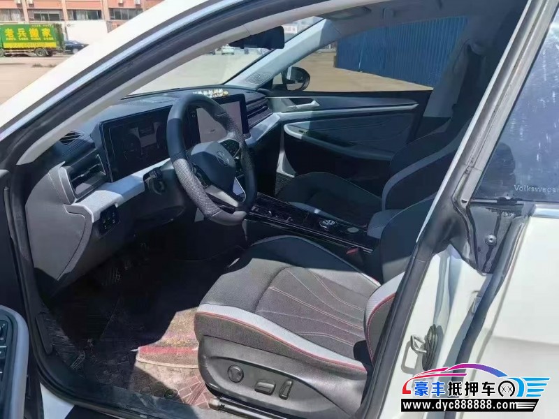 24年大众凌渡轿车抵押车出售