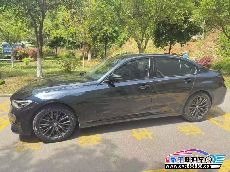 20年宝马3系轿车抵押车出售
