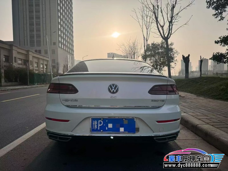 25年大众CC轿车抵押车出售