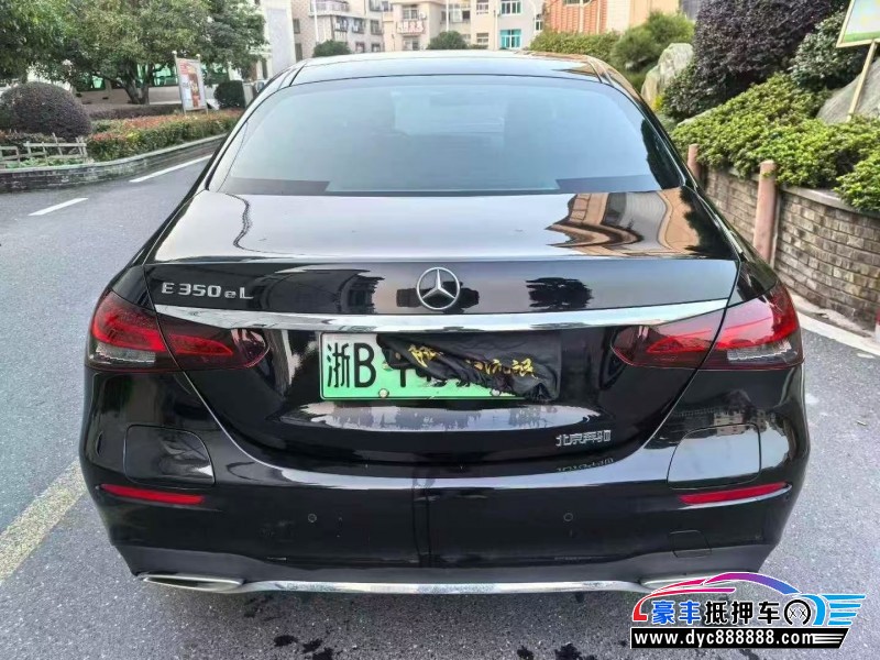 23年奔驰E轿车抵押车出售