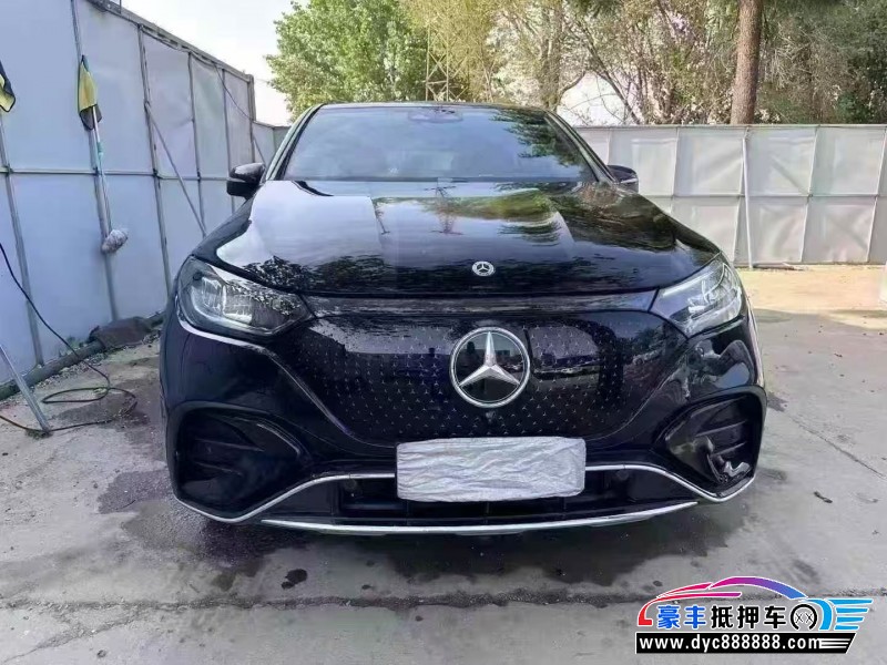 抵押车出售24年奔驰EQE轿车