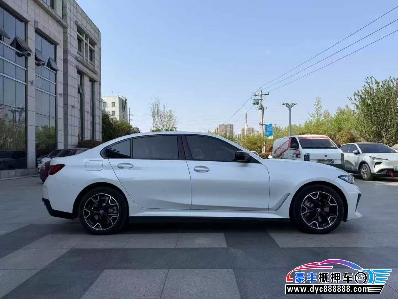 24年宝马i3轿车抵押车出售