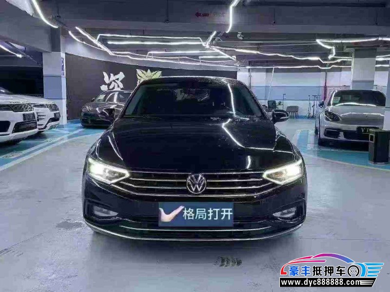 22年大众迈腾轿车抵押车出售