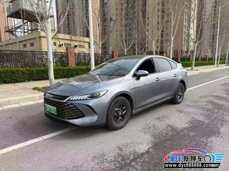25年比亚迪秦轿车抵押车出售