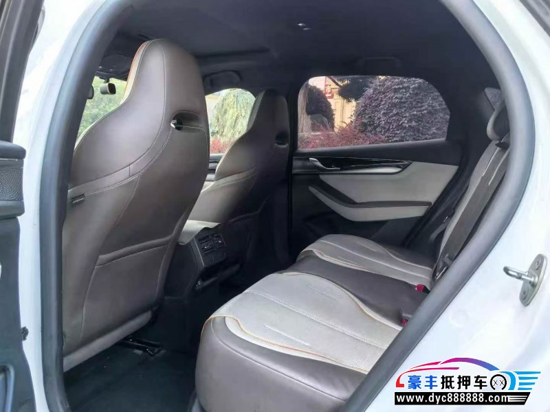23年比亚迪秦轿车抵押车出售