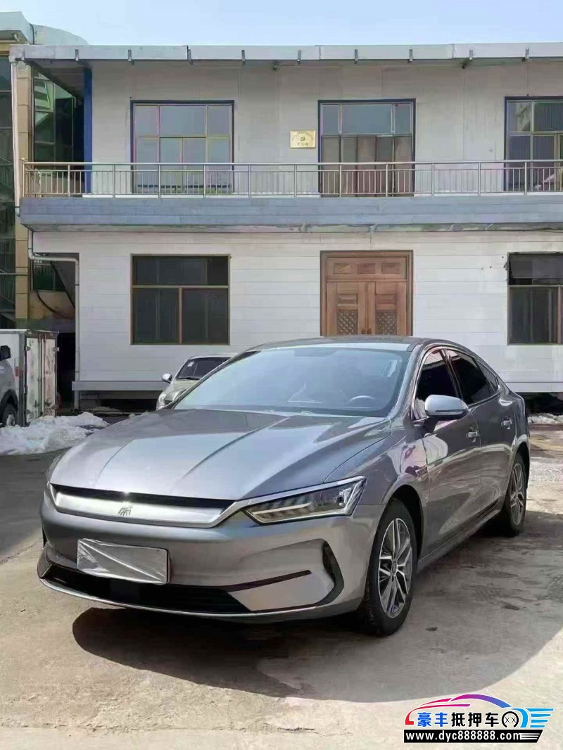 25年比亚迪秦轿车