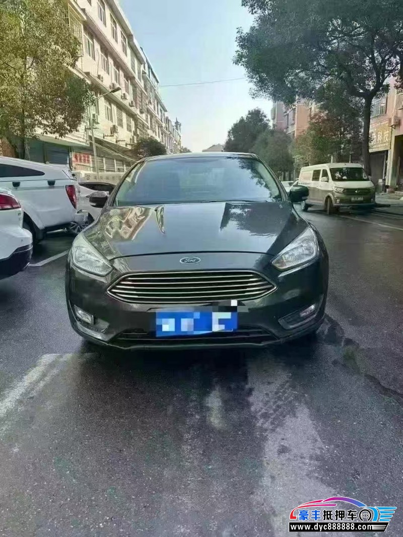 抵押车出售16年福特福克斯轿车
