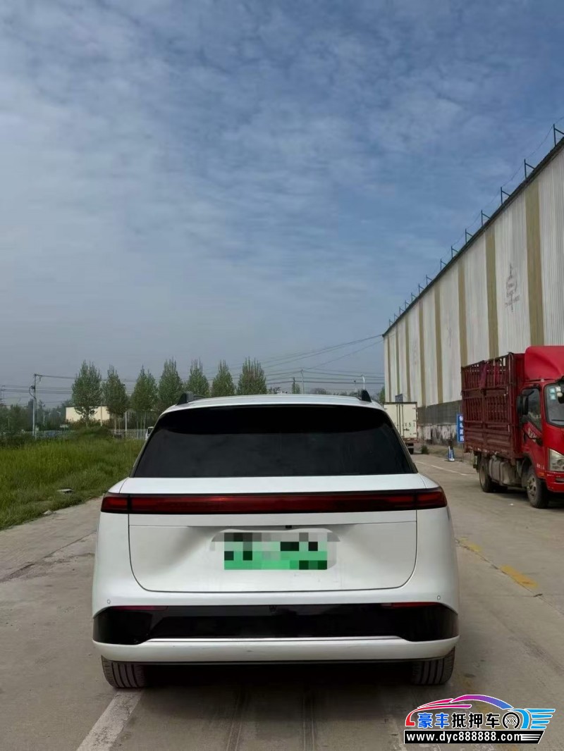 23年小鹏G9轿车抵押车出售