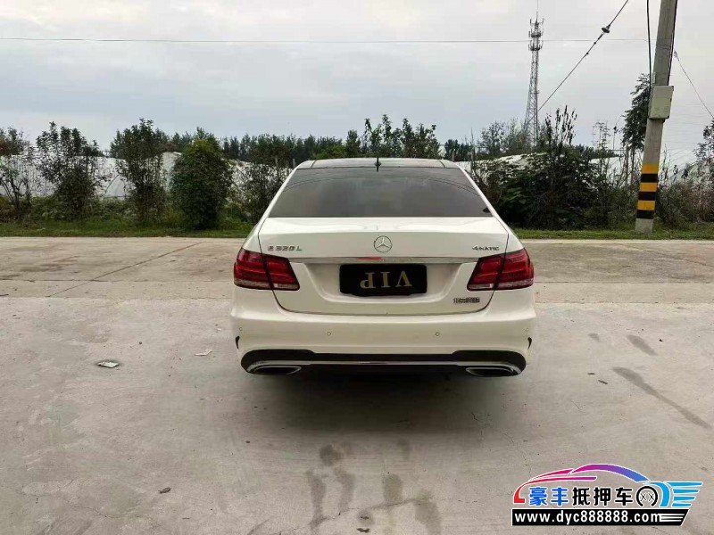 14年奔驰E轿车抵押车出售