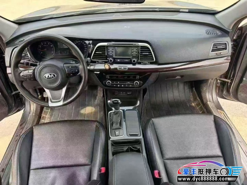 15年起亚K4轿车抵押车出售