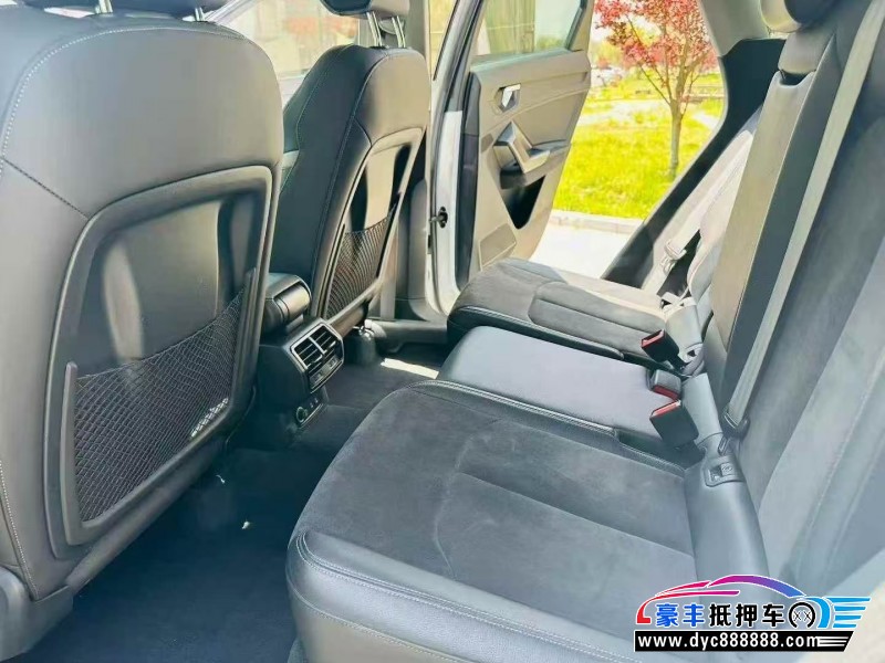 22年奥迪Q3轿车抵押车出售