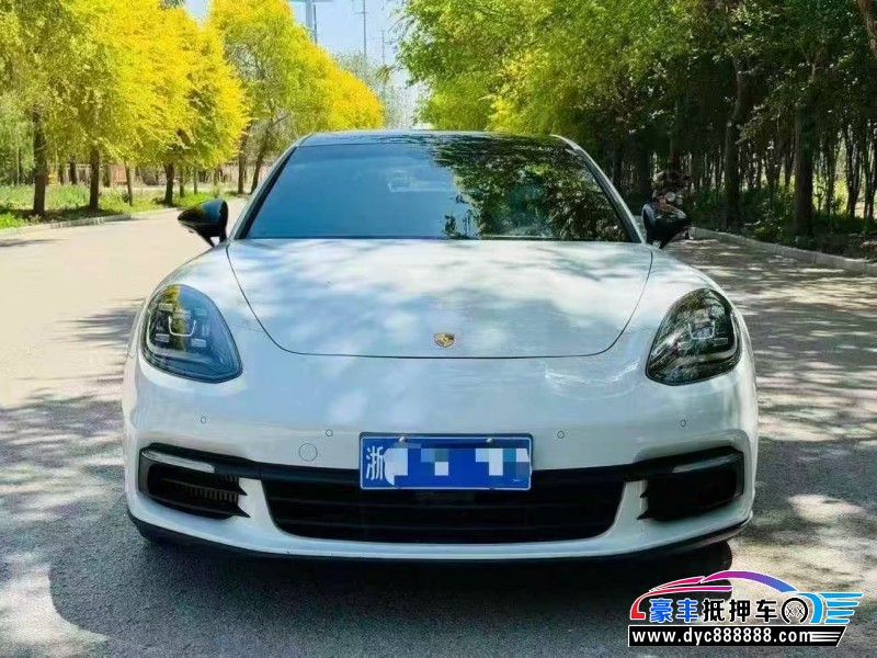抵押车出售20年保时捷帕纳梅拉轿车